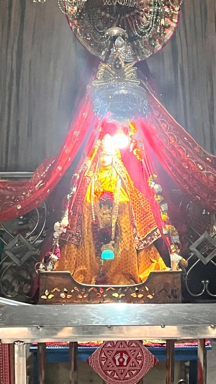 Divine deity of Jhoola Devi